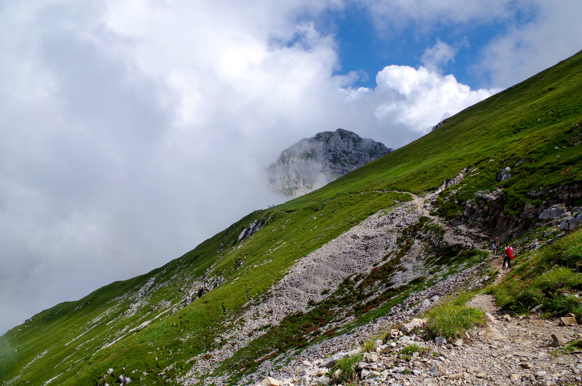 2 - Lungo la parete ovest del pizzo Arera