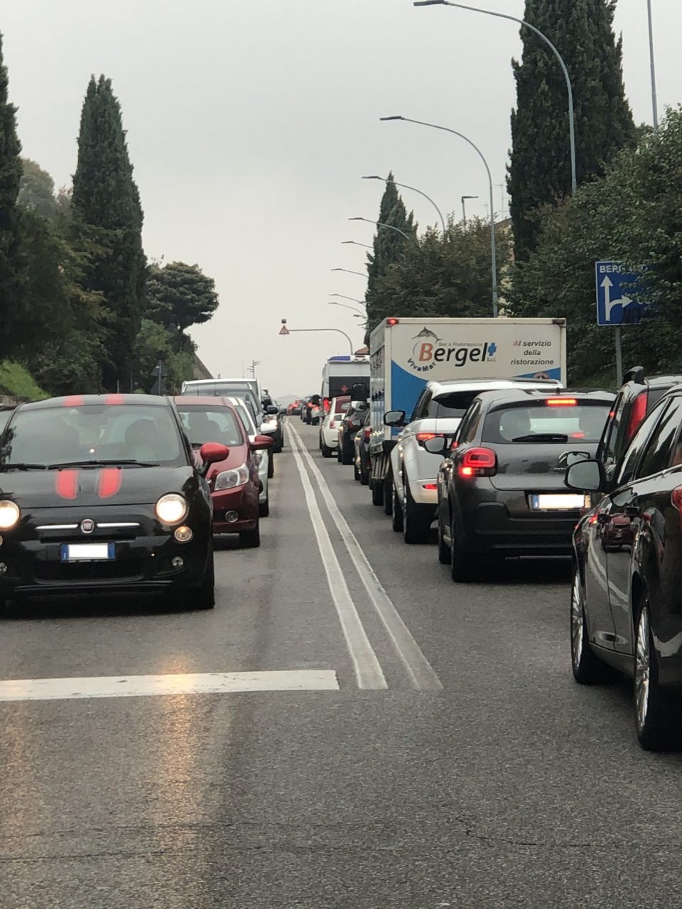 Albina, Antonia e la raccolta firme per dire basta al traffico di Mozzo
