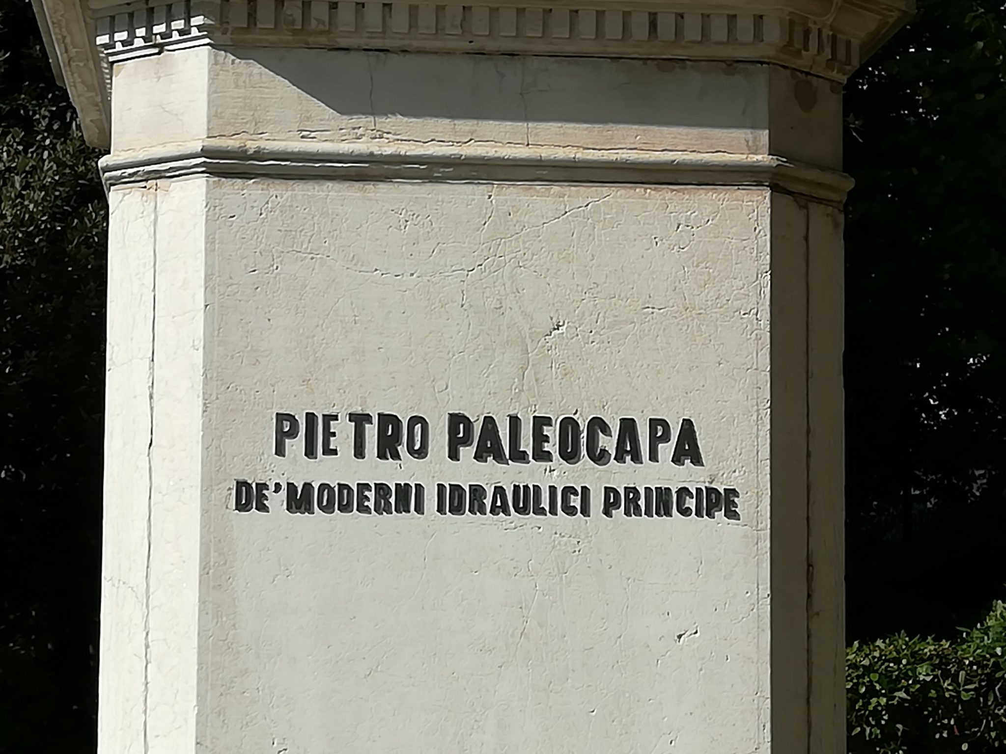 41089122_Statue_of_Pietro_Paleocapa,_Venice_02