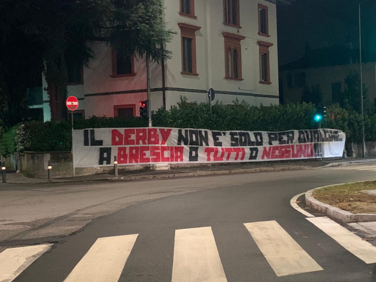 Non sarà il solito derby I tifosi se ne stanno a casa