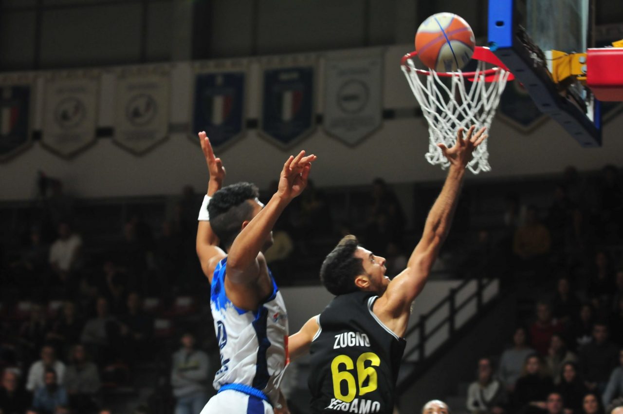 Il punto sul basket bergamasco Napoli ha preso a sberle la BB14