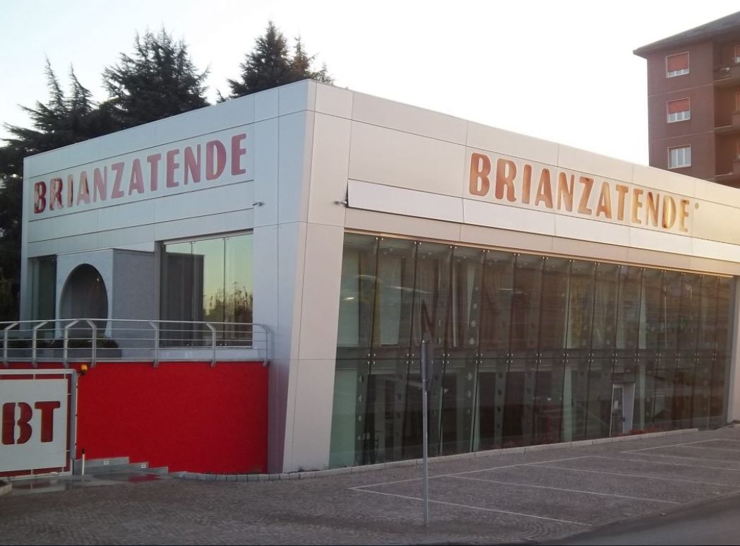Arreda la tua casa con Brianzatende Visitate lo showroom di Trezzano