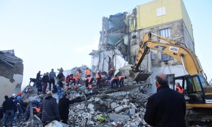 L'Albania ferita dal terremoto teme anche il gelido inverno