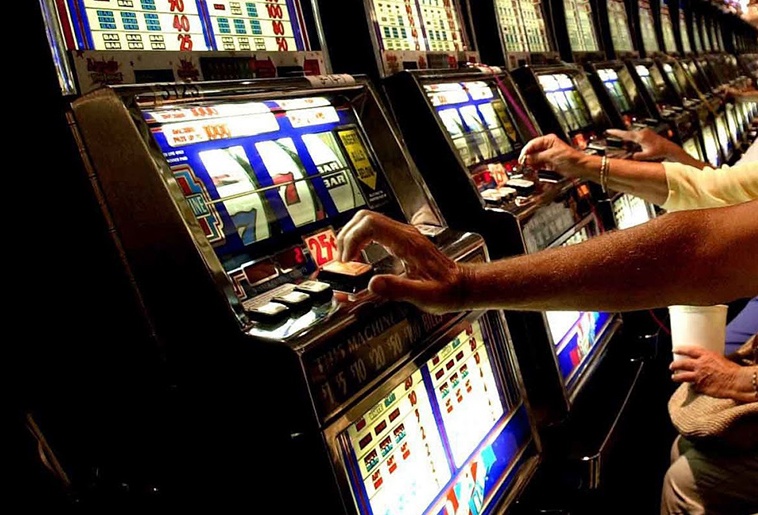 Orari ridotti per il gioco d’azzardo: il Consiglio di Stato dà ragione ai Comuni