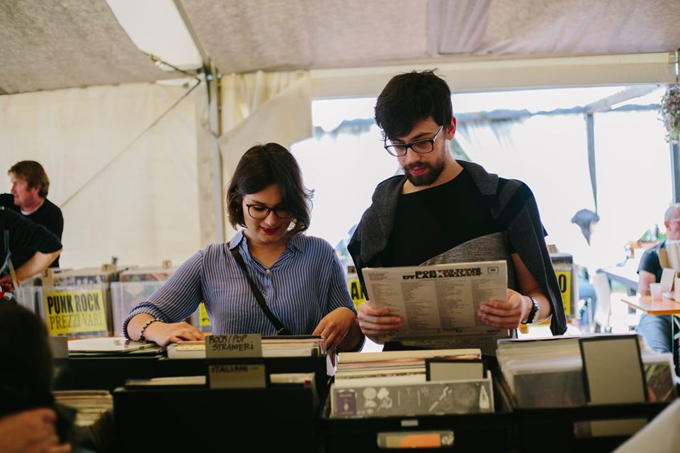 Un Natale vintage a 33 e 45 giri con il Vinil Bg Day dell’Edonè