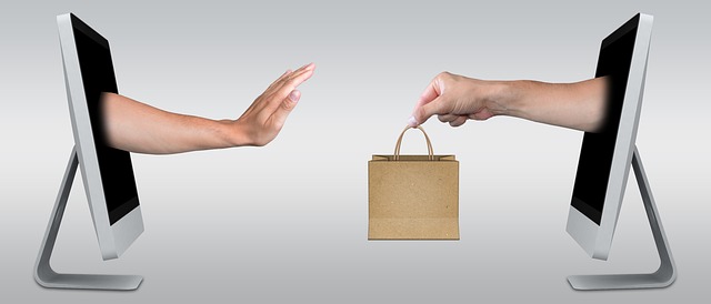 Shopping online natalizio Consigli per evitare i raggiri