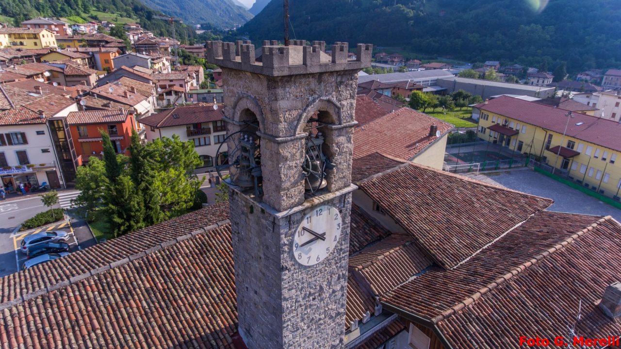 Cento anni… di corsa: la parrocchia di Colzate festeggia con Vescovo e staffetta