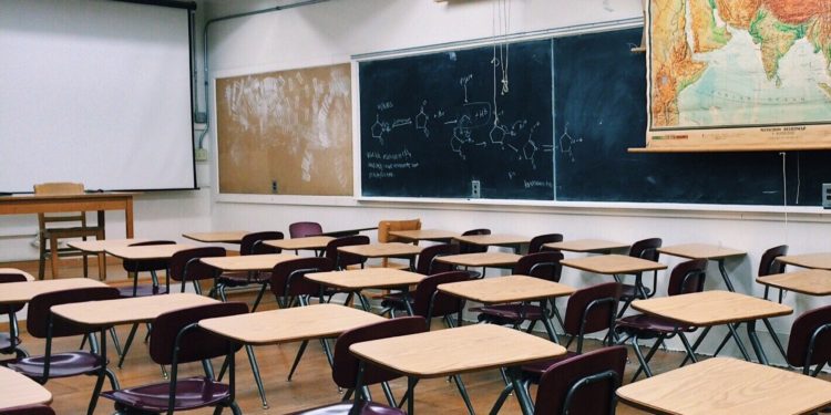 Finalmente in arrivo i concorsi per diventare professori. La Cisl terrà un corso di preparazione