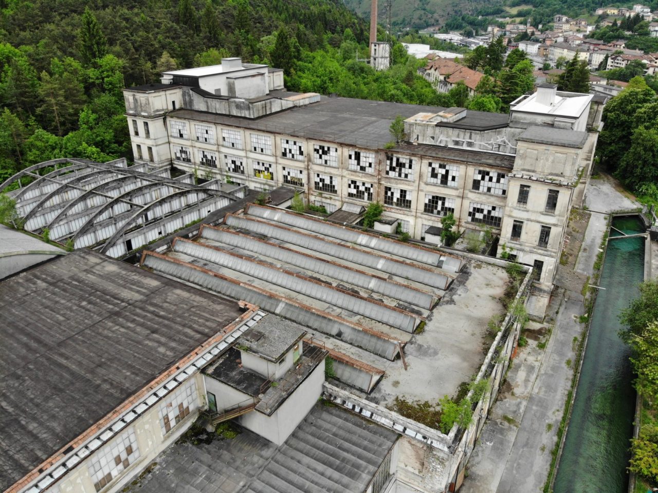 Partiti i lavori, torna a vivere la ex Cantoni di Ponte Nossa. E darà nuovo lavoro alla Valle