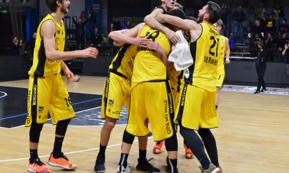 Il colpaccio della Bergamo Basket 2014, che da ultima in classifica batte la prima