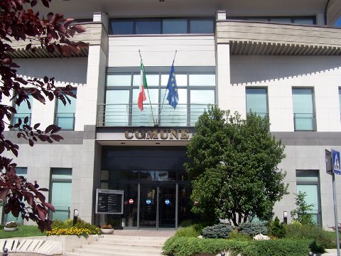 Stacchetti espulso dalla Lega per aver fatto cadere Bandera. La reazione: «Se la Lega è questa, meglio le sardine»