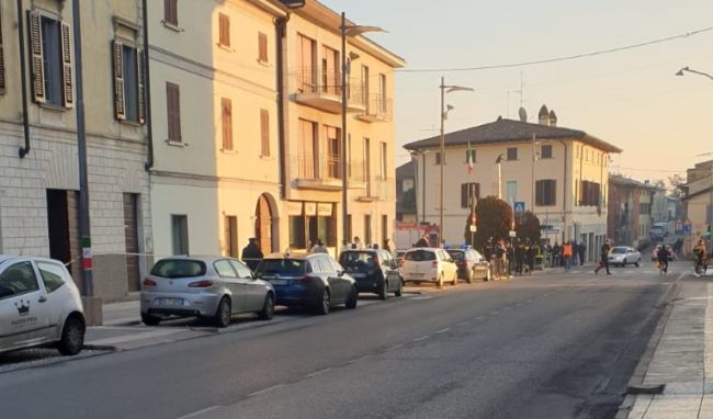 Il corpo di un ventenne trovato nel naviglio a Calcio, si tratta di omicidio