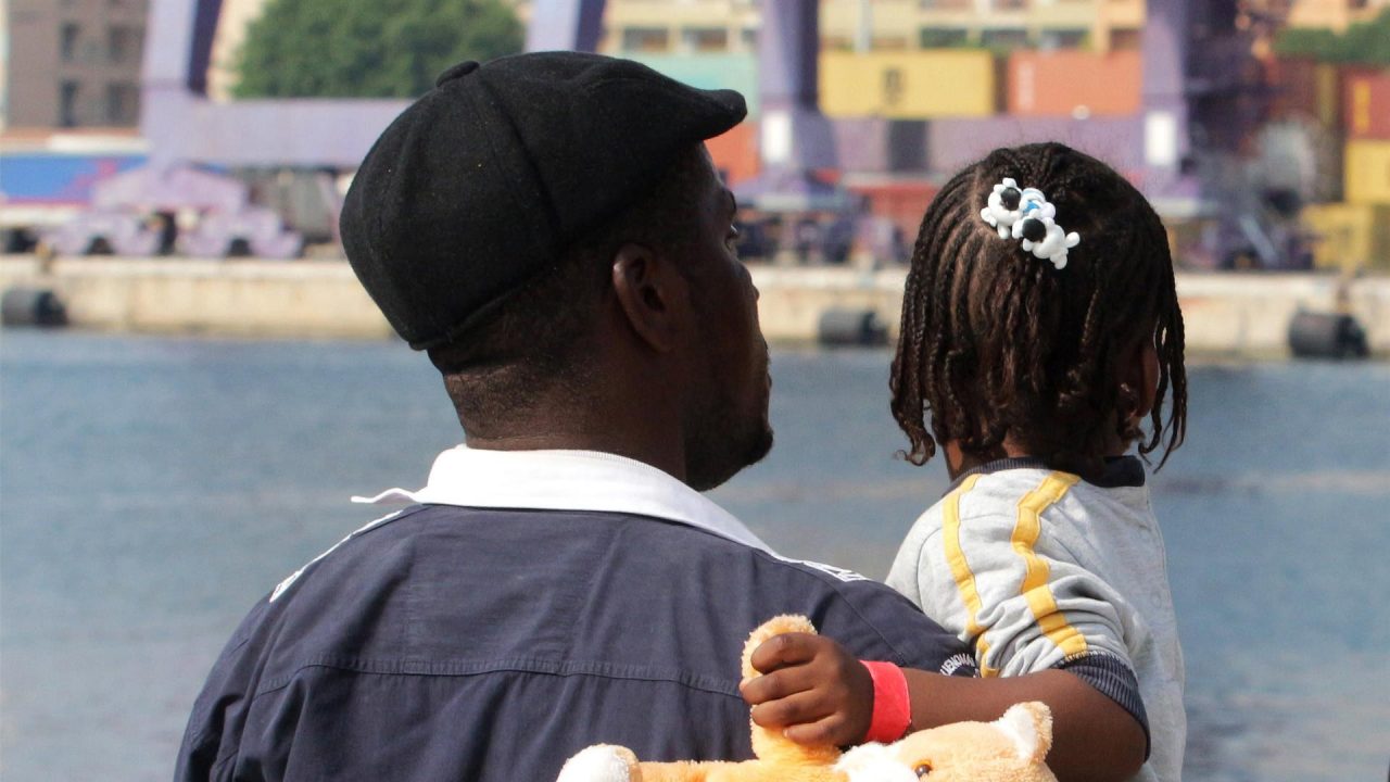 «Bonus famiglia discriminatorio» in Lombardia, il giudice dà ragione a Cgil e Asgi