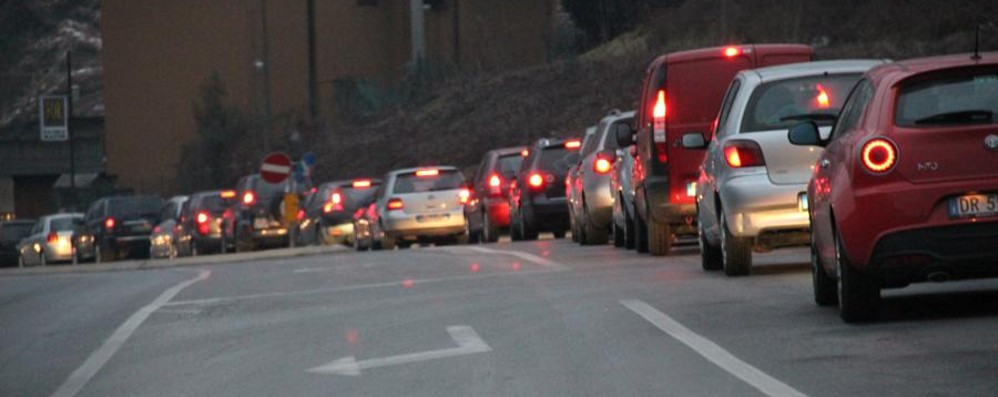 I sindaci provano a mediare, ma Gorle tira dritto: strade chiuse tra le polemiche