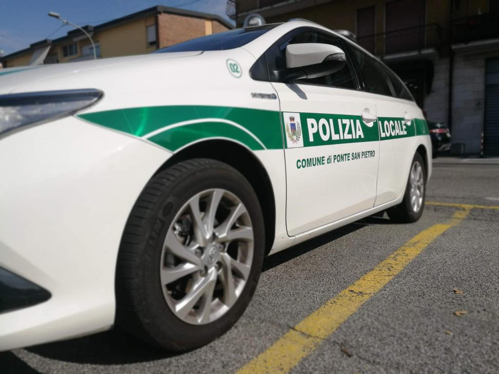 Per quattro volte al volante senza patente fugge ai controlli. 27enne fermato a Valbrembo