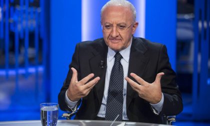 Vincenzo De Luca: «Bergamo non si ferma. Poi si ferma a contare migliaia di morti»