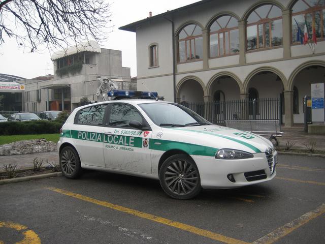 Insolito andirivieni in un appartamento di Romano. Scoperto giro di prostituzione