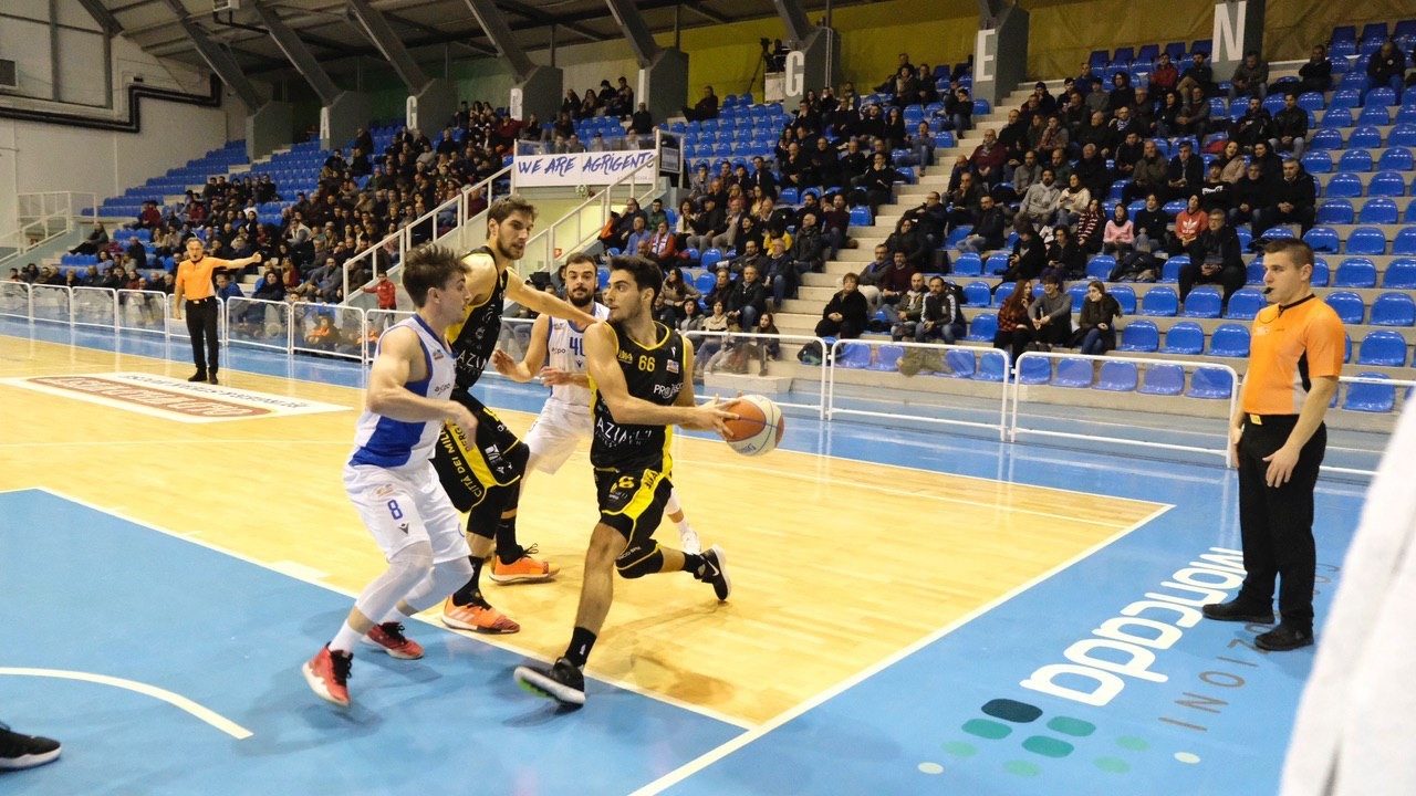 Per la Bergamo Basket piove sul bagnato: altra sconfitta e sempre più infortuni
