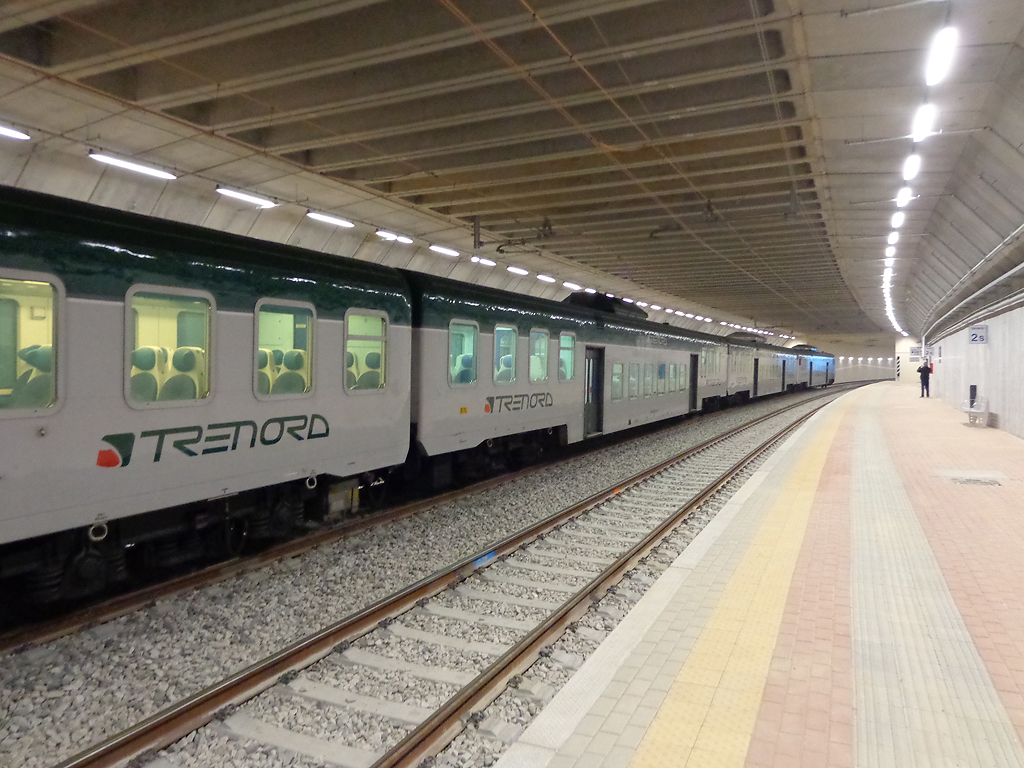 Treni e bus, frequenze ridotte. Cambiano gli orari e si sanficano i mezzi
