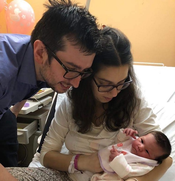 A Pontirolo la trisavola dà il benvenuto alla trisnipote: 5 generazioni di donne insieme