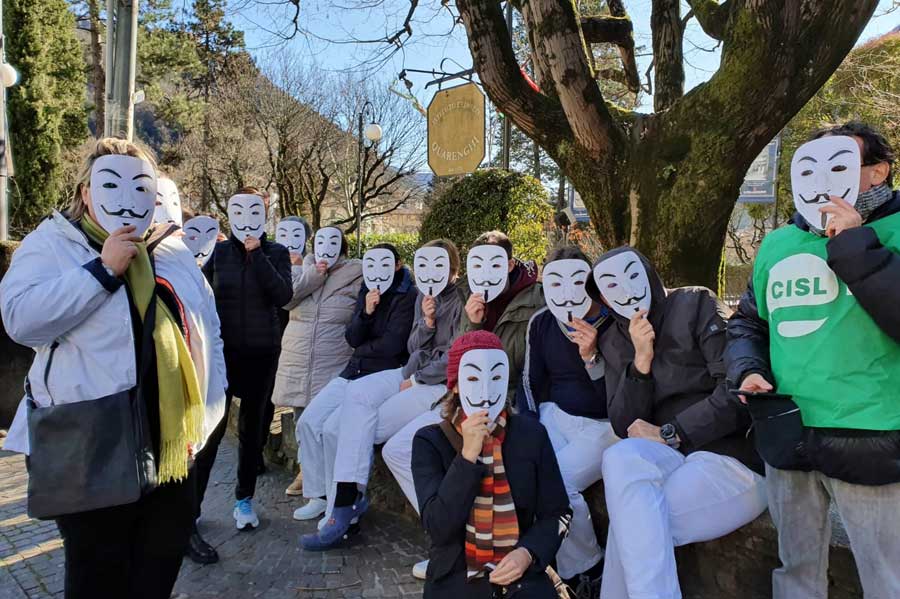 Anche all’istituto clinico “Quarenghi” si protesta per il mancato contratto