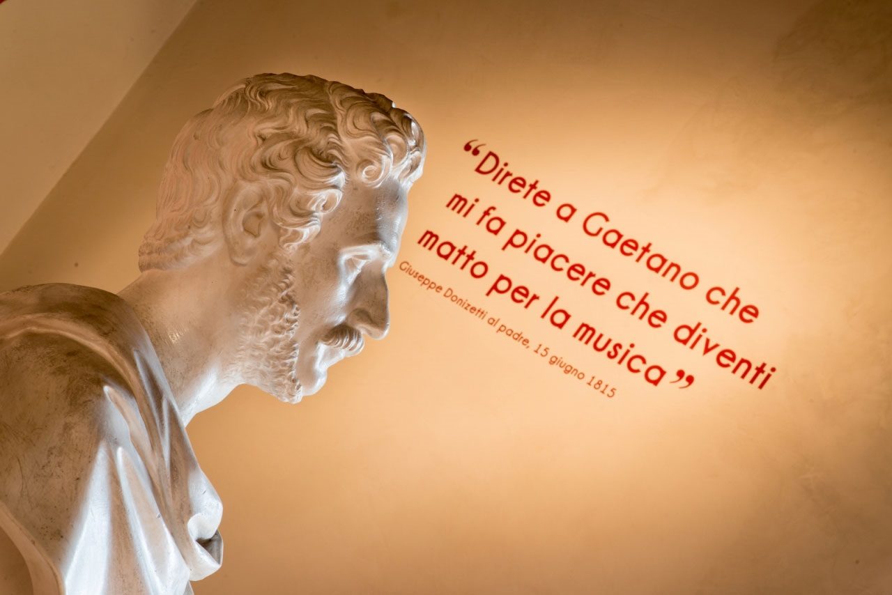 La Fondazione Donizetti cerca un direttore di produzione e un responsabile degli allestimenti scenici