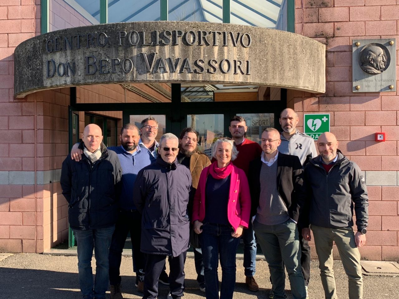 Un ristorante-bar gestito da Nutopia (Edonè) nel centro sportivo del Villaggio degli Sposi