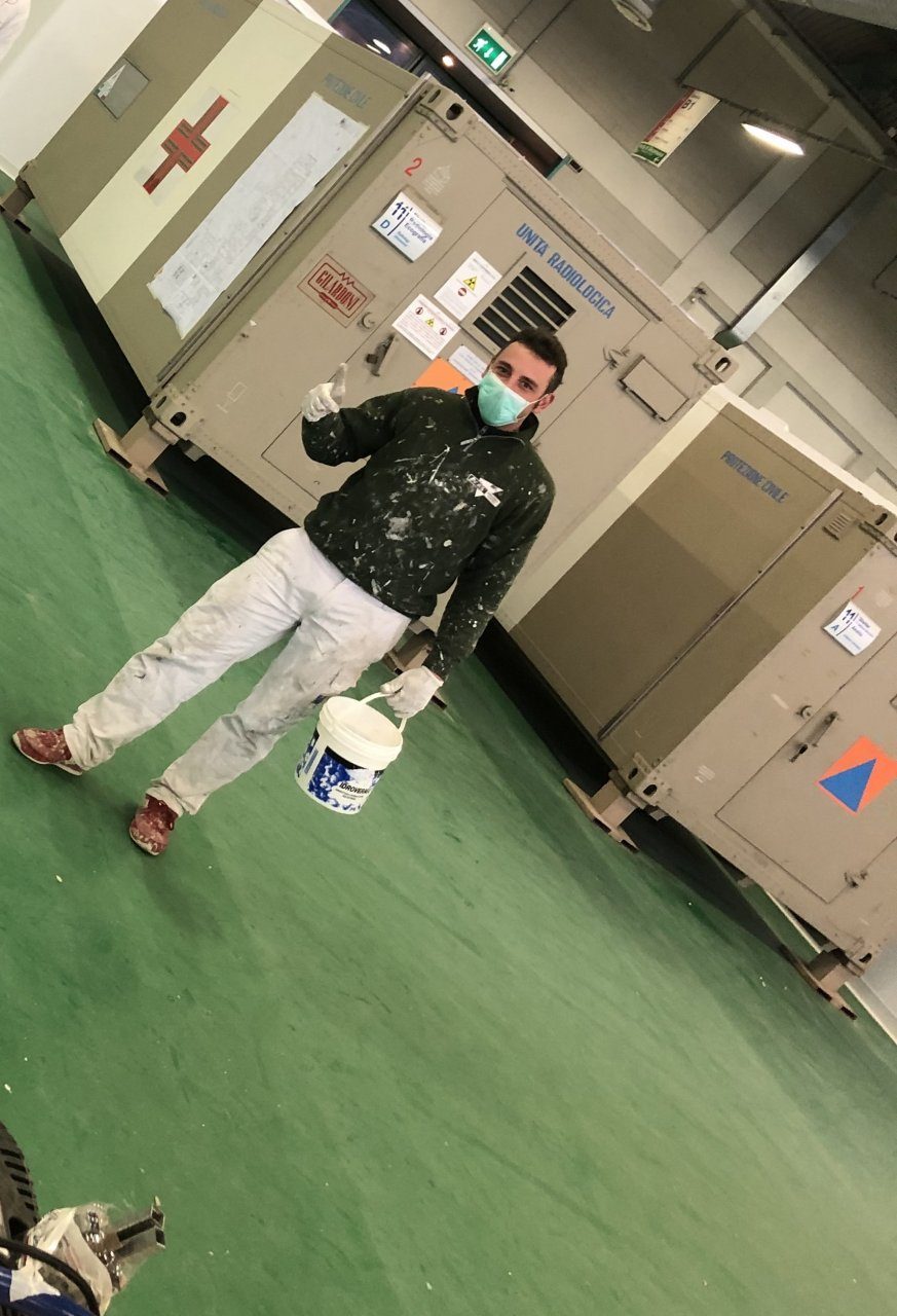 Cristian l’imbianchino e il racconto del cantiere dell’ospedale alla Fiera di Bergamo