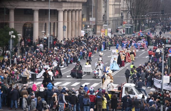 «La vecchia? La bruceremo quest’estate». Il Ducato dona 5 mila euro al Papa Giovanni