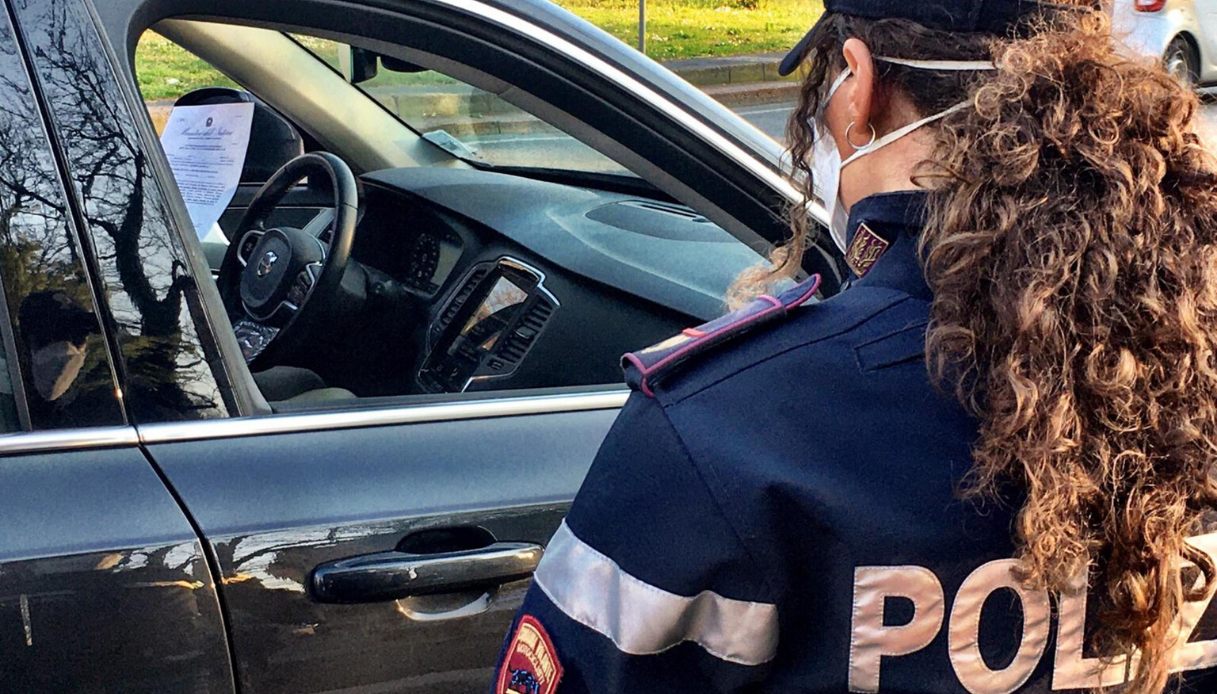 Viola la quarantena obbligatoria e viaggia da Monza a Bergamo: denunciato un 31enne