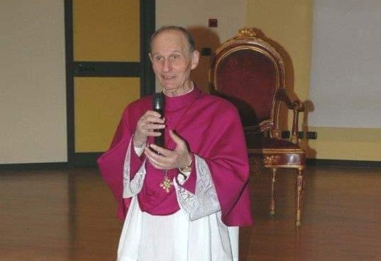 Almeno quindici sacerdoti morti: addio anche a mons. Francesco Perico