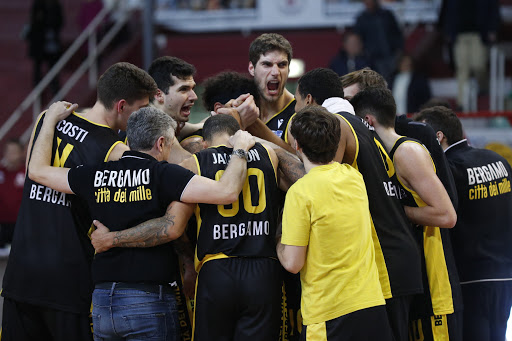 Anche il basket torna in campo: fissati i recuperi, per la BB14 derby col Treviglio lunedì