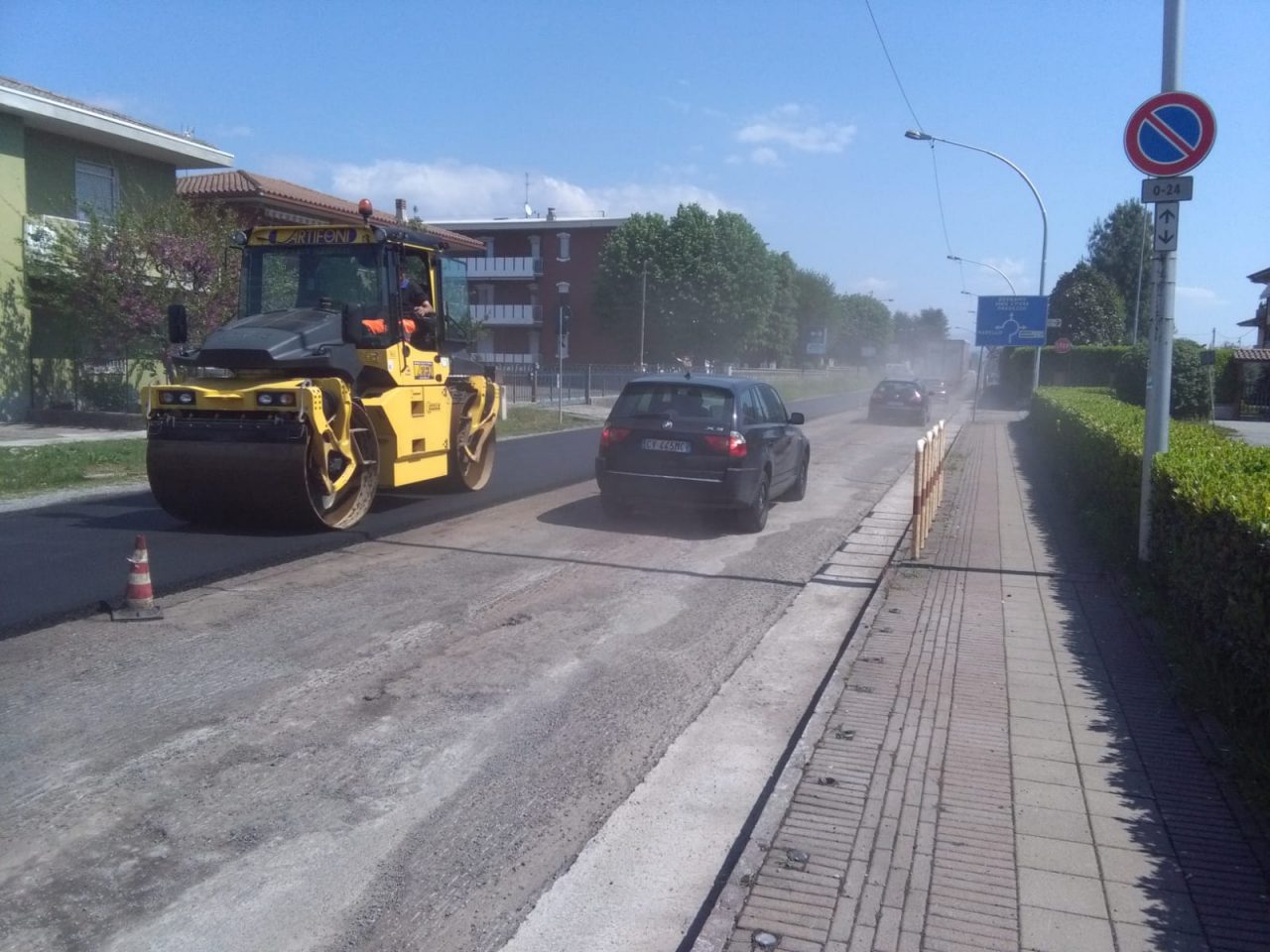 Si è ripreso a riasfaltare alcune strade provinciali