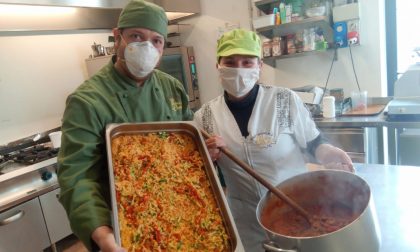 Tutto fa brodo, anche in Val Brembana ristoratori uniti per la Schiscetta Solidale