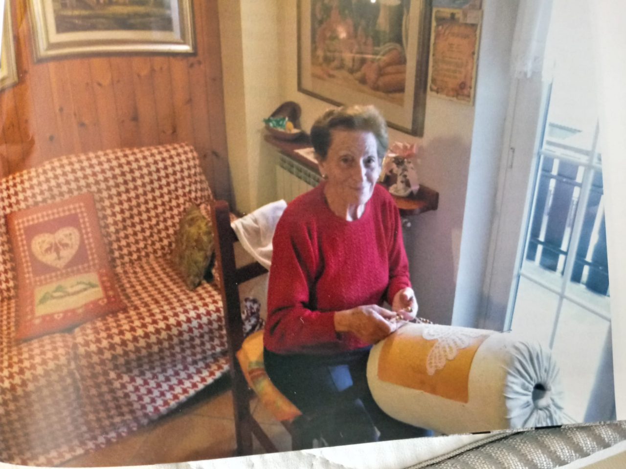 Se ne è andata Armida, la signora dei pizzi che tutti ad Aviatico conoscevano