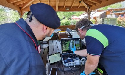 Come funziona il controllo coi droni: un pomeriggio coi carabinieri in Val Seriana