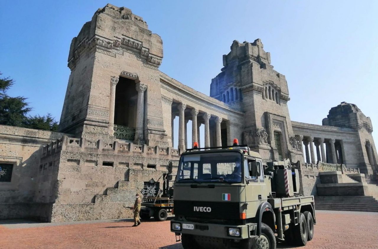 Un giorno della memoria e un monumento per le vittime del Covid: la proposta della Lega