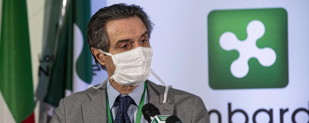 Confermata la didattica a distanza alle superiori. Fontana: «Me ne assumo la responsabilità»