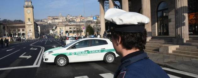 Terzo week-end in zona gialla: Bergamo conferma i controlli straordinari della polizia locale