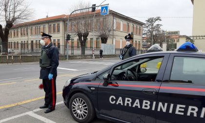 Rapina un minore e una donna: ladro seriale portato in carcere a Bergamo