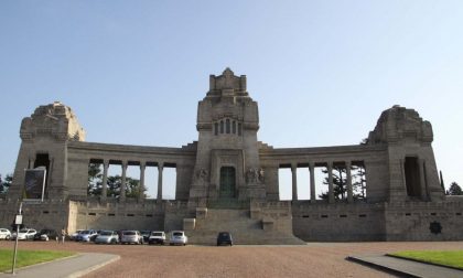 Riaprono anche i cimiteri di Bergamo (e non ci sarà più il limite di 15 persone per i funerali)