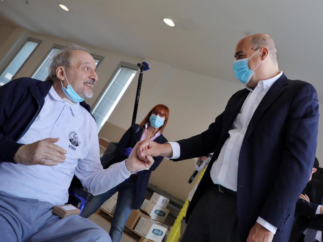 Vincenzo è guarito ed è tornato a Bergamo: «Pensavo di essere stato rapito»