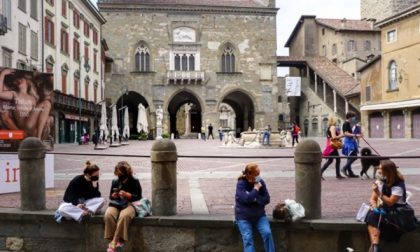 Dopo il crollo, arrivano i primi, timidissimi segnali di ripresa per il turismo a Bergamo