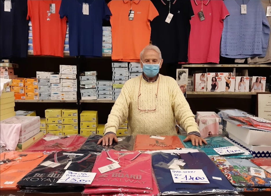 Gino Rossi di Alzano: «Su Facebook mi davano per morto, ho dovuto mettere il cartello»