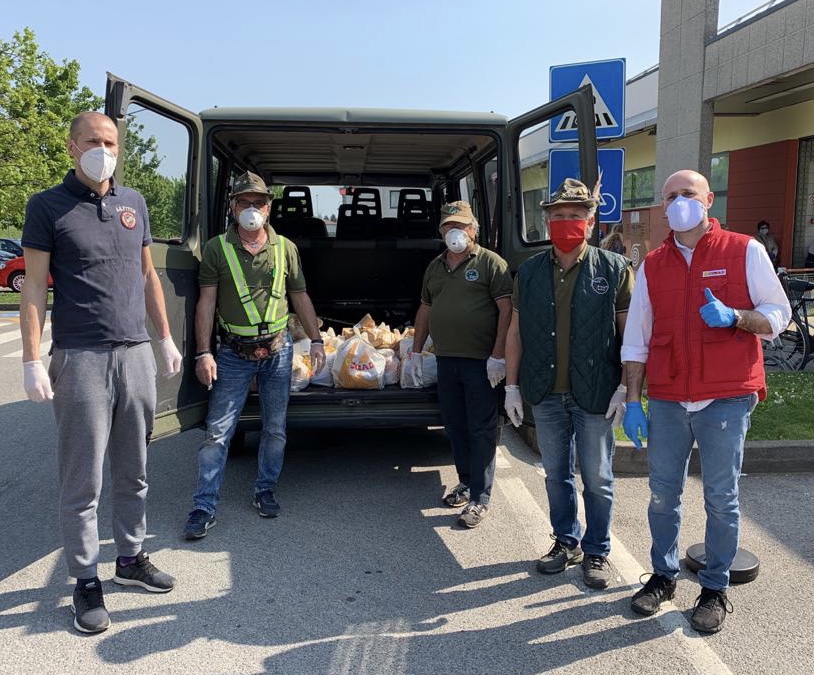 Ad Almenno San Bartolomeo nasce il “Carrello della comunità”, per donare cibo a chi ne ha bisogno