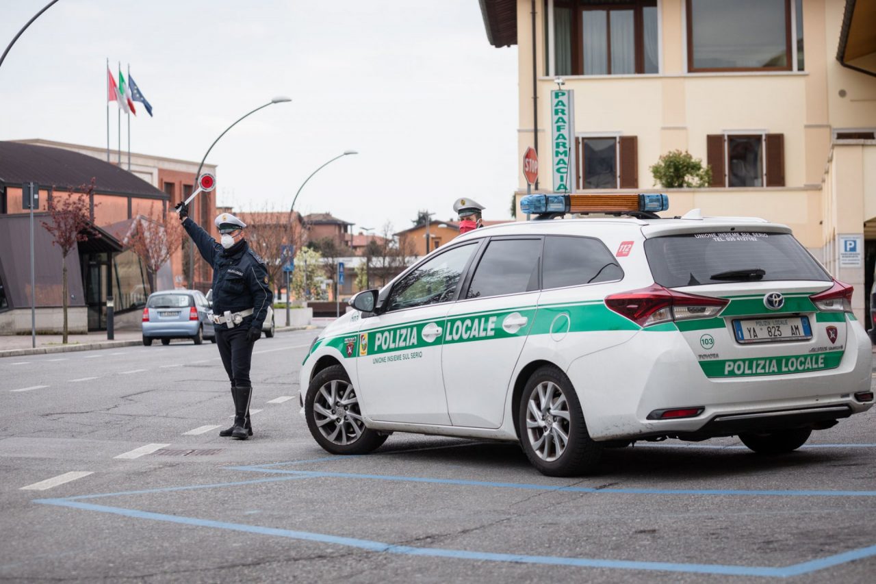 Gli agenti della Polizia Unione Insieme Sul Serio chiedono test e tamponi, ma non glieli fanno