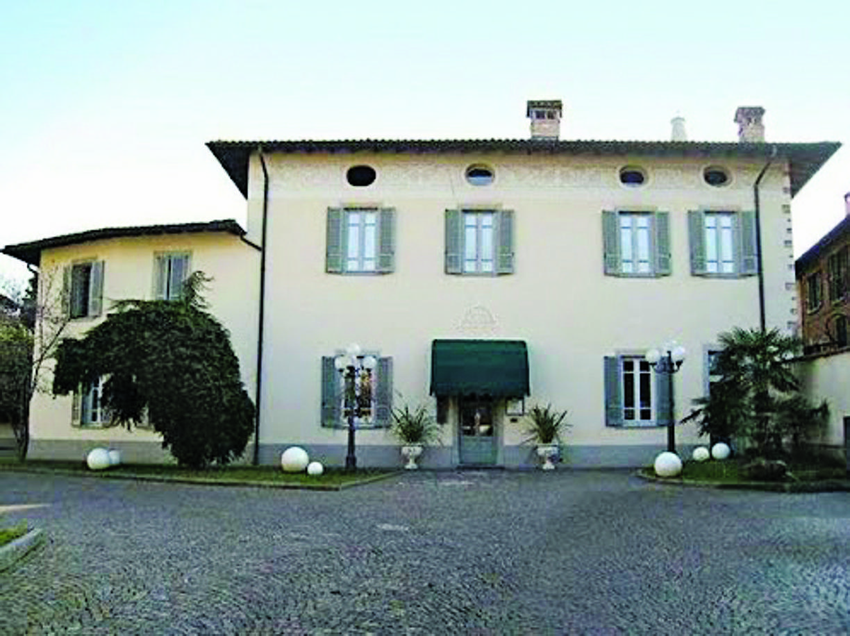 Villa Manzoni a Cologno al Serio potrebbe presto riaprire: albergo e un nuovo ristorante