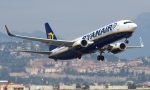 Accusa un malore a bordo di un volo Ryanair, morto un passeggero belga di 59 anni