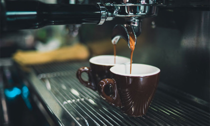 Il caffè al bar in Bergamasca costa il 5,2% in più, ma è al di sotto della media nazionale