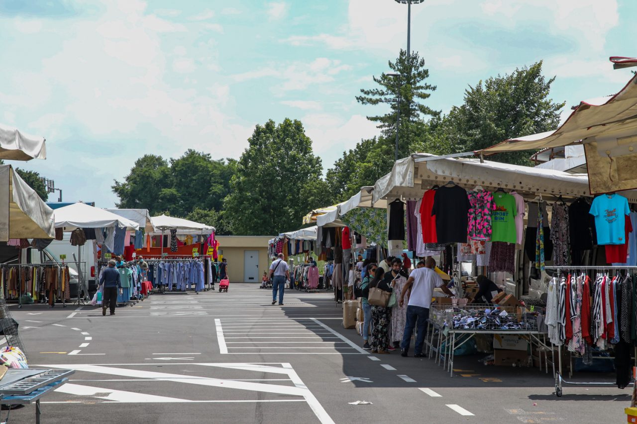 Mercato di via Spino, un flop. Idea “spacchettamento”, ma gli ambulanti dicono no